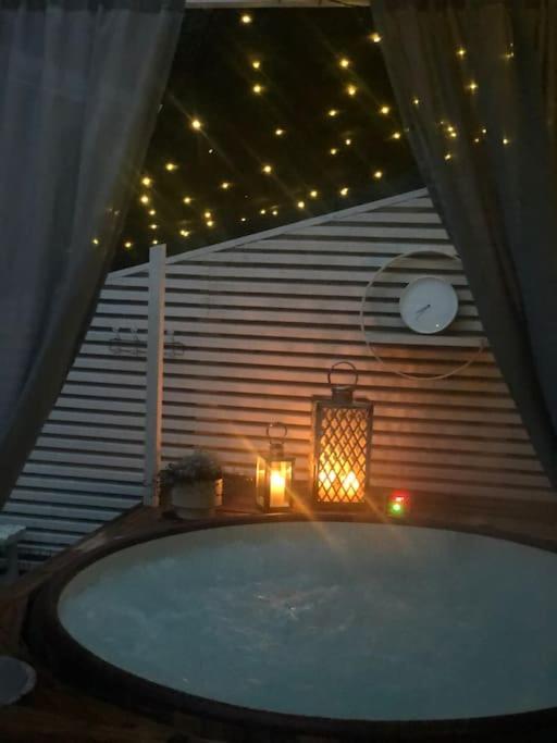 Snowcrystal Home With Jacuzzi And Sauna Rovaniemi Extérieur photo