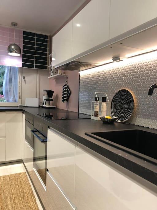 Snowcrystal Home With Jacuzzi And Sauna Rovaniemi Extérieur photo